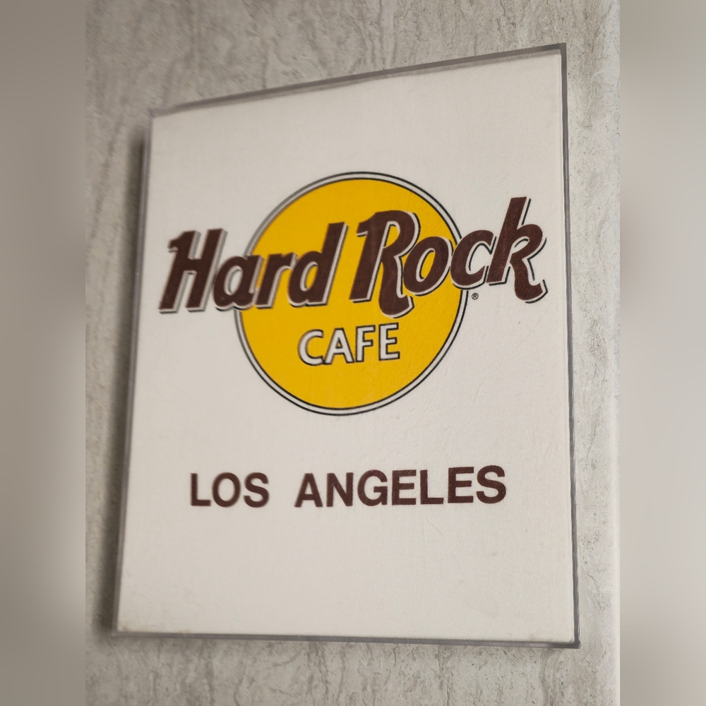Hard Rock Cafe Los Angeles Tee - Yellow and Brown